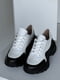 Шкіряні білі кросівки з чорними вставками на масивній підошві | 6730509 | фото 10