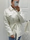 Стьобана курточка-сорочка молочного кольору з відкладним коміром на кнопках | 6730591 | фото 6