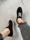 Чорні замшеві кросівки на ребристій підошві та шнурівці | 6730512 | фото 5