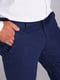 Темно-синие классические брюки с карманами | 6726286 | фото 2