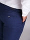 Темно-синие классические брюки с карманами | 6726286 | фото 3