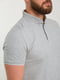 Фактурная серая футболка-поло с контрастными узкими полосками | 6728325 | фото 4