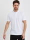 Базовая белая футболка-поло с воротником-стойкой | 6728780 | фото 3