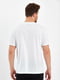 Базовая белая футболка с накладным карманом | 6728855 | фото 6