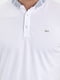 Белая футболка-поло с узором на воротнике | 6729275 | фото 5