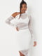 Белое прозрачное платье с асиметричными вырезом и подолом | 6735605