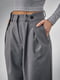 Классические брюки с акцентными пуговицами на поясе | 6736116 | фото 4