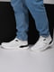 Білі шкіряні кросівки на шнурівці | 6739404 | фото 2
