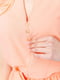 Нежное платье на поясе персикового цвета | 6617696 | фото 5