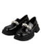 Чорна лаковані туфлі-лофери з декоративною фурнітурою | 6759942 | фото 2