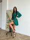 Зелена сукня А-силуету V-подібним вирізом горловини | 6764081 | фото 2
