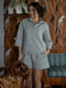 Світло-сіра піжама із вафельної тканини: сорочка та шорти | 6768305 | фото 2