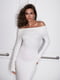 Біла сукня-міді з відкритими плечима силуетного крою | 6775255 | фото 2