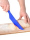 Пластиковий кухонний ніж для силіконового килимка крему, торта, тіста овочів та фруктів (30.5 см) — синій | 6777238 | фото 2