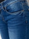 Синие джинсы заниженной посадки с потертостями | 6781859 | фото 5