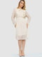 Кремовое ажурное платье А-силуэта с завязкой и оборками на лифе | 6782057 | фото 2