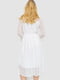 Белое ажурное платье А-силуэта с завязкой на горловине | 6782060 | фото 4