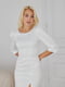 Белое платье-футляр с эффектным разрезом | 6782135 | фото 3