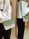 Велюрова сумка крос-боді оливкового відтінку | 6783327 | фото 4