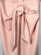 Приталена рожева сукня з декоративним вузлом | 6790039 | фото 3