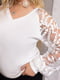 Ангоровый белый пуловер с гипюровыми рукавами | 6796616 | фото 4