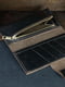 Шкіряний гаманець Berty кольору кави (18 см) | 6798430 | фото 3