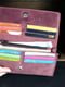 Шкіряний гаманець на 12 карт фіолетового кольору | 6798496 | фото 4