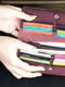 Шкіряний гаманець на 12 карт фіолетового кольору | 6798507 | фото 4