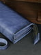 Синий кожаный кошелек-клатч с ремешком | 6799158 | фото 2