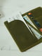 Шкіряний гаманець-клатч оливкового кольору | 6797828 | фото 3