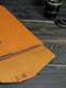 Кожаный чехол янтарного цвета для MacBook | 6798612 | фото 3