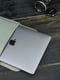 Шкіряний сірий чохол для MacBook | 6798984 | фото 3