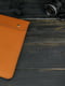 Шкіряний чохол янтарного кольору для MacBook | 6798989 | фото 2