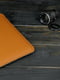 Шкіряний чохол янтарного кольору для MacBook | 6799071 | фото 3