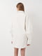Біла сукня-сорочка із затяжками на рукавах | 6802312 | фото 3
