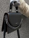 Чорна сумка крос-боді з ланцюжком та ремінцем | 6803609 | фото 2