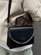 Чорна сумка крос-боді з ланцюжком та ремінцем | 6803609 | фото 5
