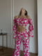 Рожевий костюм в квітковий принт: кроп-топ та штани-палаццо | 6803966 | фото 2
