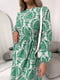 Зелена розкльошена сукня-міді з візерунком | 6804000 | фото 2