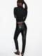 Эластичные облегающие брюки из экокожи черного цвета | 6729804 | фото 25