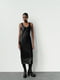 Чорна сукня-міді з екошкіри прямого силуету, що облягає. | 6729805 | фото 15