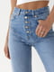 Блакитні укорочені джинси з фігурною кокеткою на гудзиках | 6805626 | фото 4