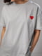 Сіра трикотажна футболка з вишитим серцем | 6806156 | фото 4