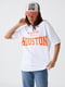 Біла трикотажна футболка з написом Houston Barley | 6806192 | фото 5