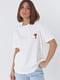 Трикотажна біла футболка з лаконічною вишивкою | 6806261 | фото 5