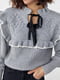 Вкорочений в'язаний светр з рюшами та зав'язками сірий | 6806505 | фото 4