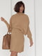 В'язаний світло-коричневий костюм: спідниця і светр “летюча миша” | 6807058 | фото 3