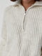 Трикотажний светр молочного кольору oversize з коміром на блискавці | 6807241 | фото 4