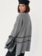 Сірий трикотажний светр в смужку з блискавкою на комірі | 6807294 | фото 3
