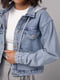 Джинсова куртка з капюшоном кольор джинс | 6807521 | фото 4